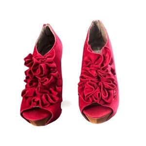 Charlotte Russe Shoes Womens Red Peep-Toe Booties Ruffled Suede Platform Size 6